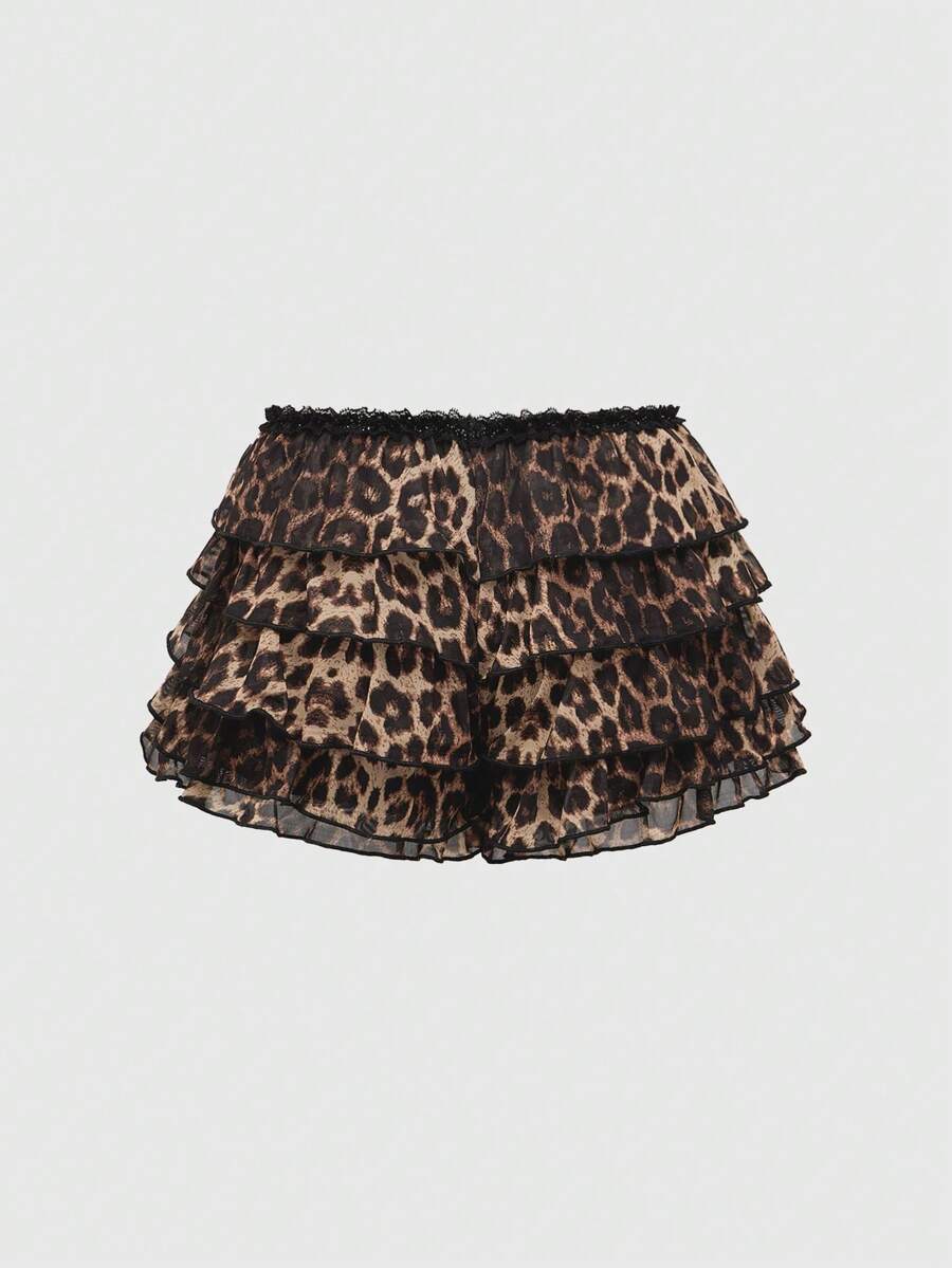 Y2K leopard print two-piece outfit with strapless bandeau top and ruffle mini shorts, featuring contrast lace and a slim fit