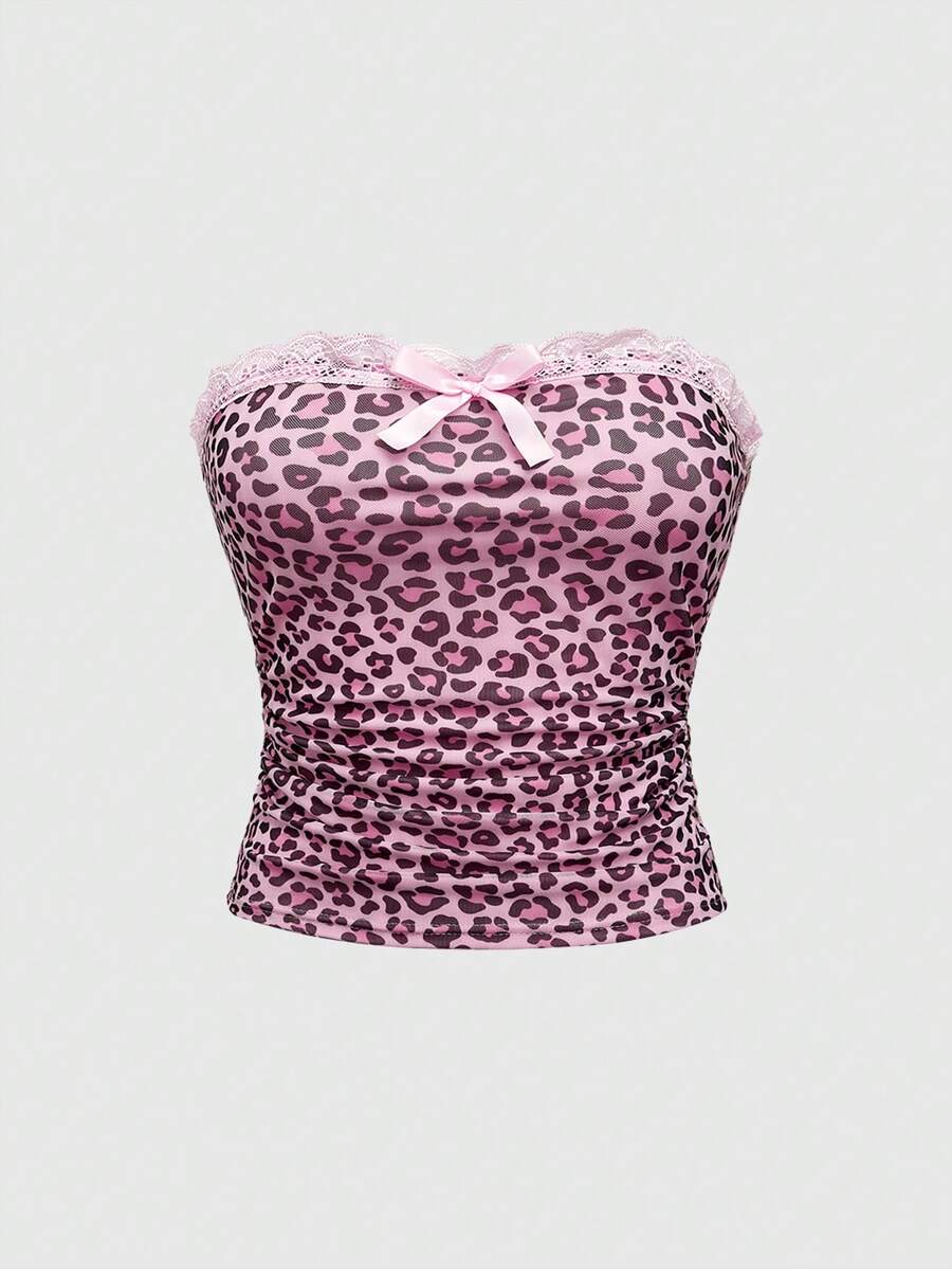 Y2K leopard print two-piece outfit with strapless bandeau top and ruffle mini shorts, featuring contrast lace and a slim fit