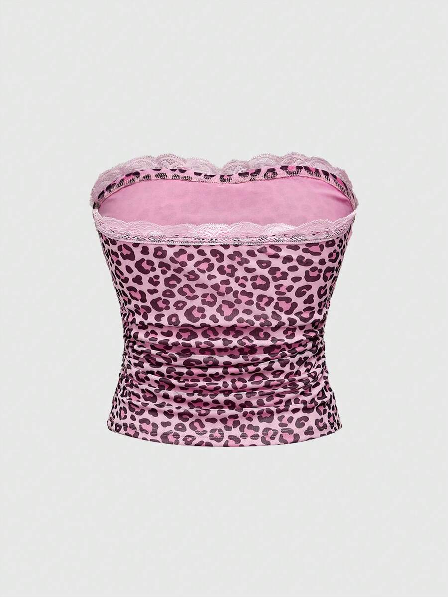 Y2K leopard print two-piece outfit with strapless bandeau top and ruffle mini shorts, featuring contrast lace and a slim fit