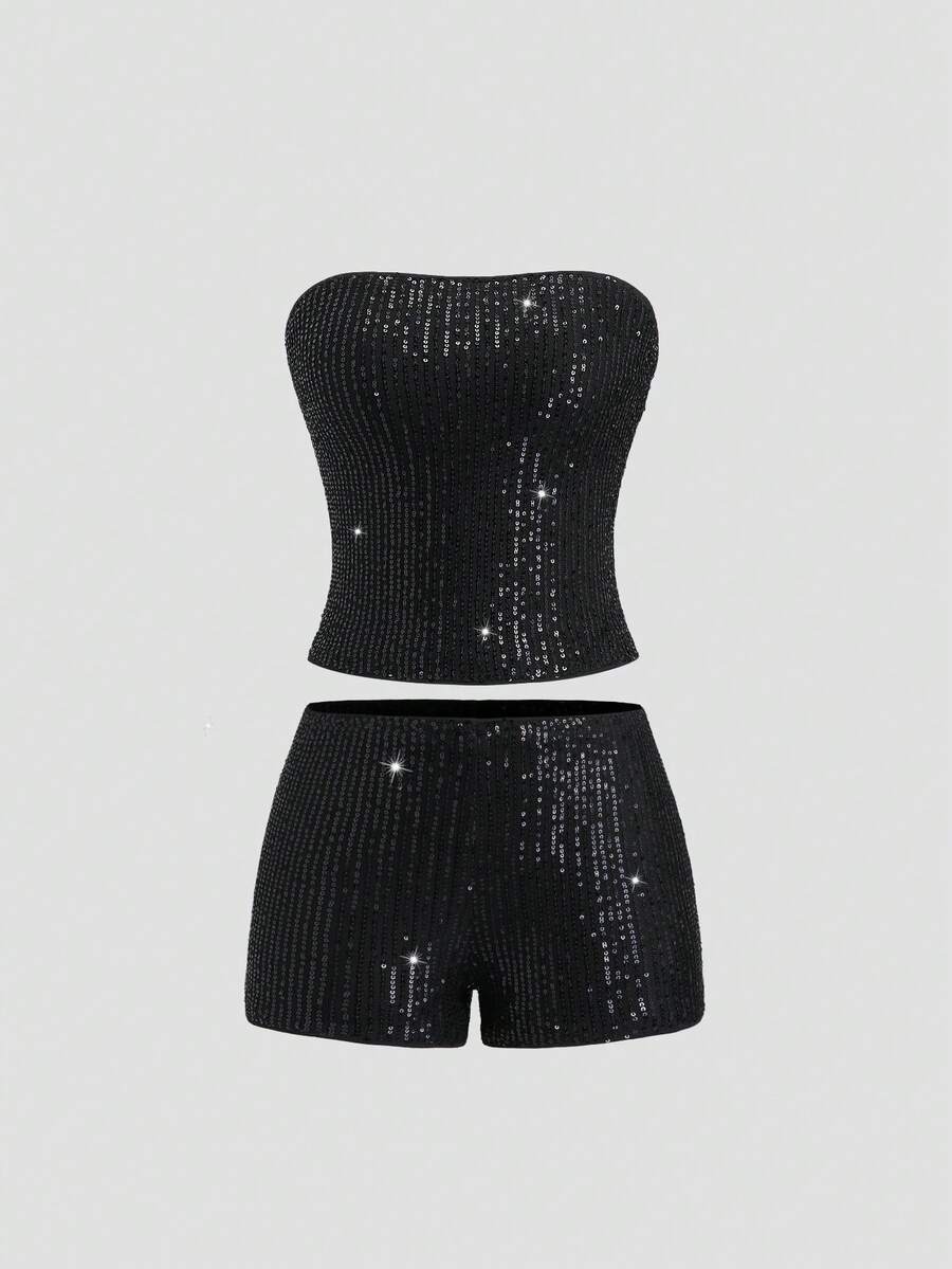 Women’s sequin strapless bandeau crop top and mini shorts two-piece outfit with backless zipper detail