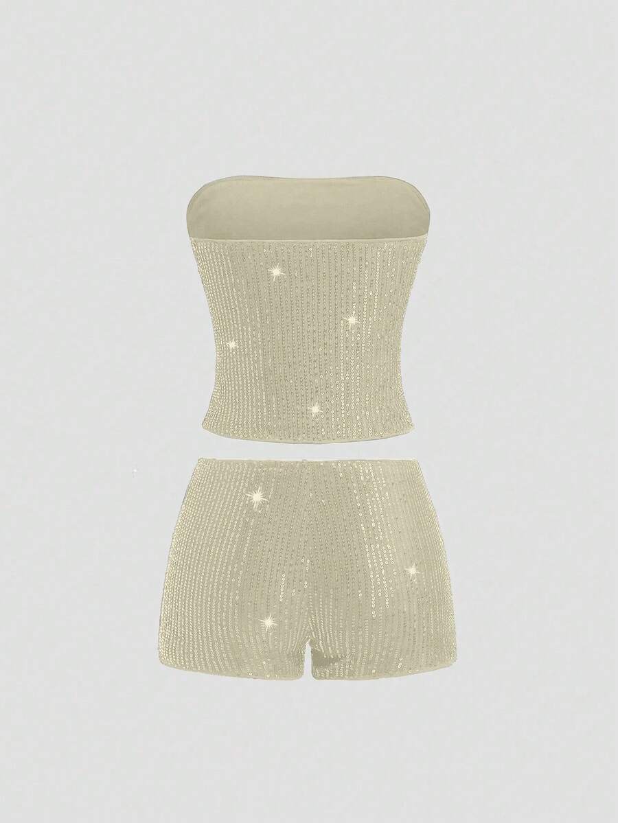 Women’s sequin strapless bandeau crop top and mini shorts two-piece outfit with backless zipper detail