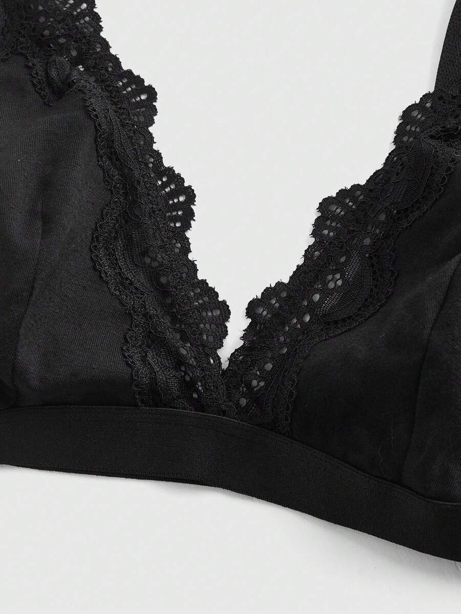 Women's deep V wireless bra with contrast scallop lace patchwork and adjustable straps in soft cotton knit fabric.