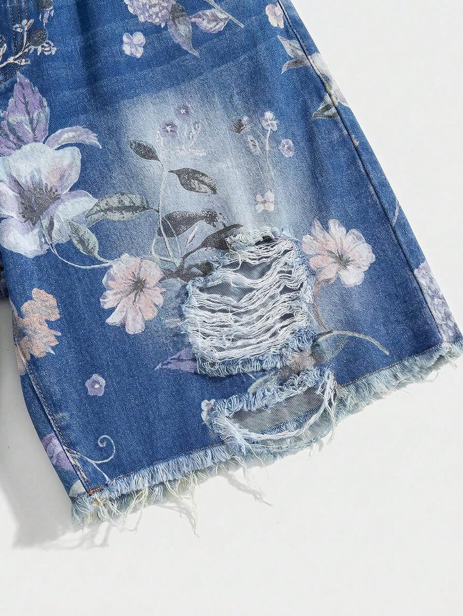 Women's loose wide-leg denim Bermuda shorts featuring vintage animal and paisley print with pockets and zipper fly.