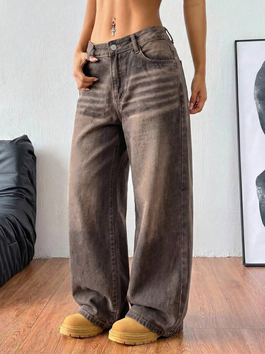 Women's casual loose fit wide leg denim jeans with functional pockets and low waist design.