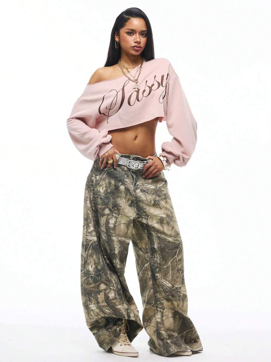 Women's plain oversized boat neck sweatshirt with long raglan sleeves in a relaxed pullover fit.