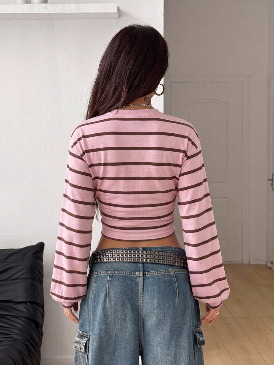 Women's brown waist-cinching sweatshirt featuring a round neck, drop shoulder long sleeves, and rib-knit cuffs.
