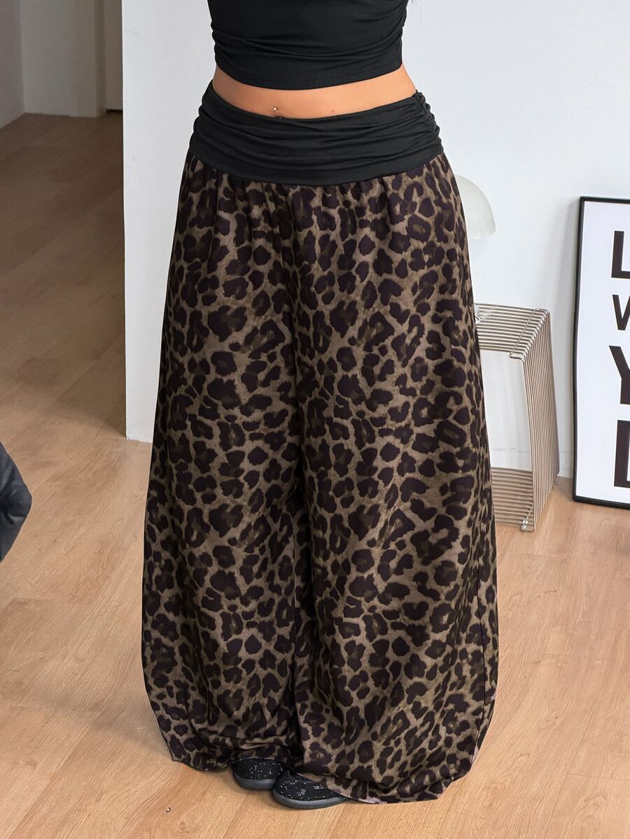 Women's plus size wide leg cotton pants featuring a relaxed loose fit and high waist design.