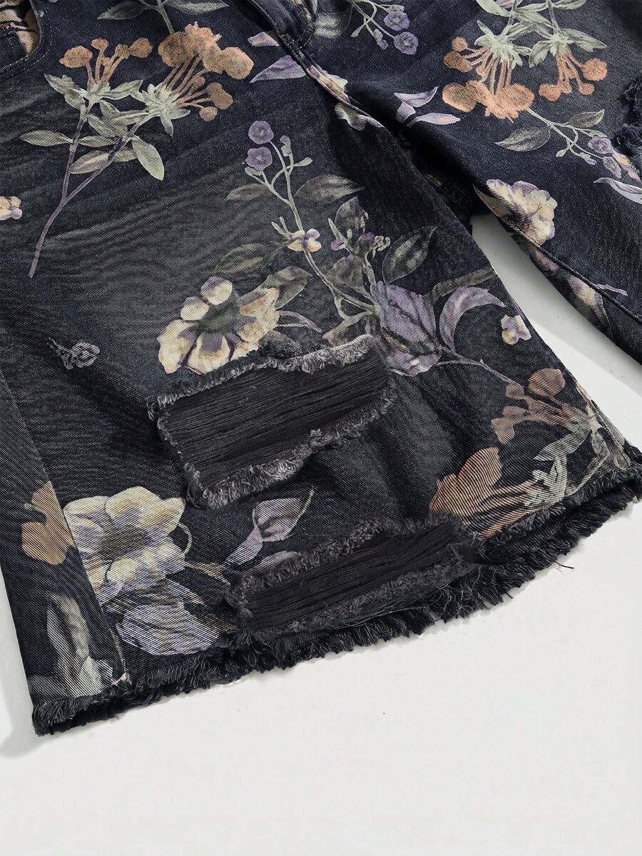 Women's loose wide-leg denim Bermuda shorts featuring vintage animal and paisley print with pockets and zipper fly.