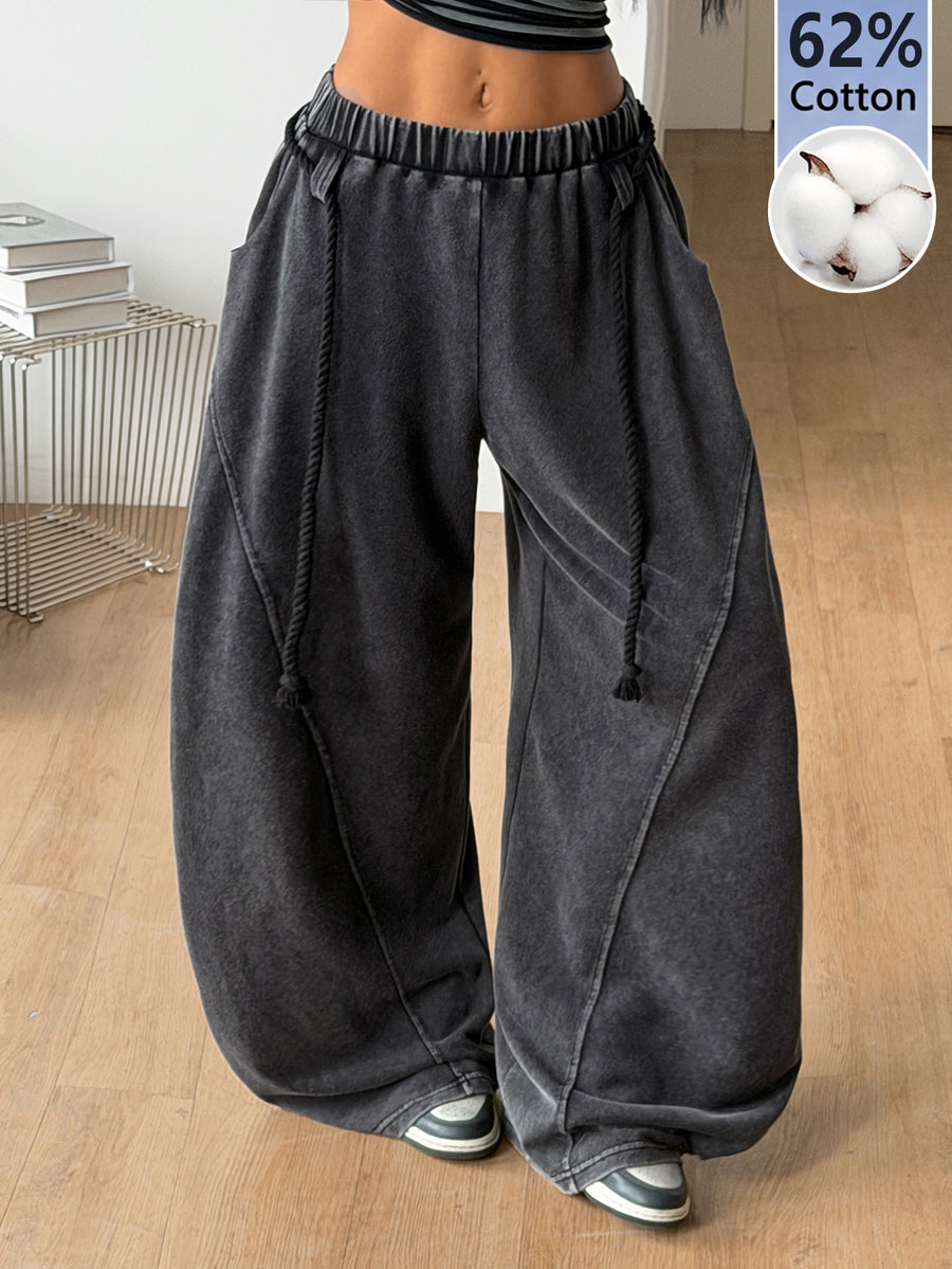 Women's casual grey plaid sweatpants featuring an elastic drawstring waistband, side pockets, and a relaxed loose fit.