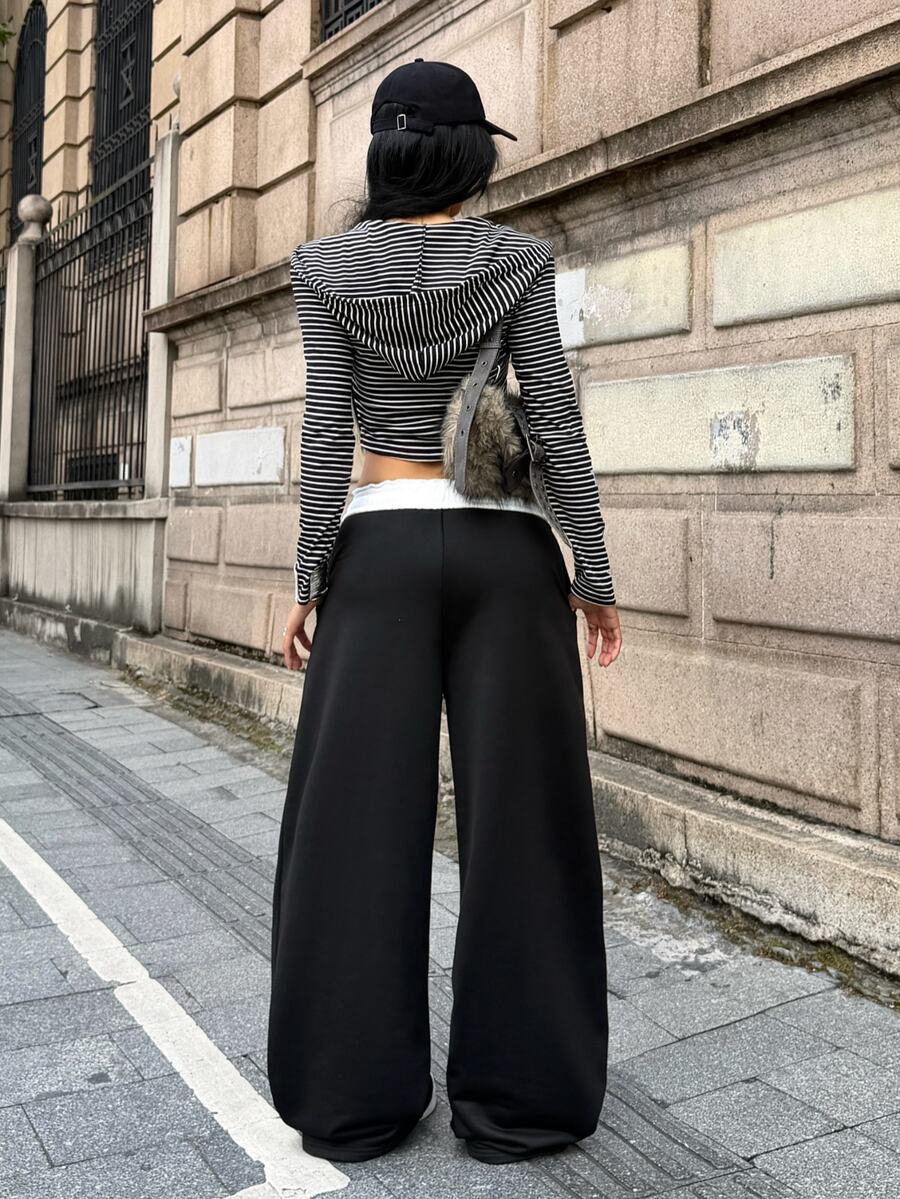 Women's striped straight leg casual trousers with elastic mid waist and side pockets